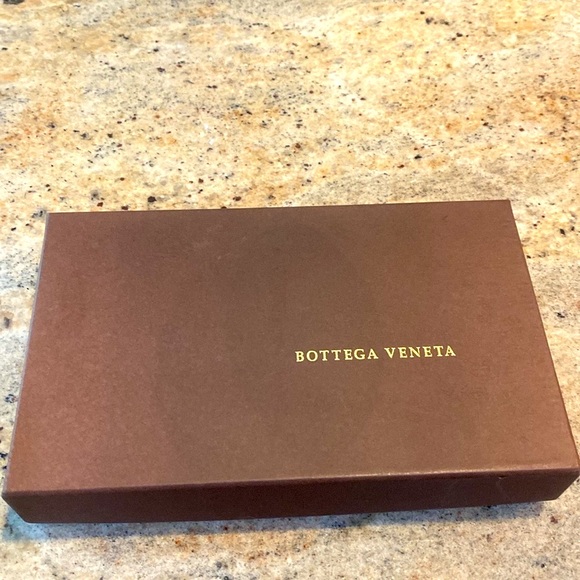 Bottega Veneta Gray Intrecciato Wallet w/box - Picture 11 of 14